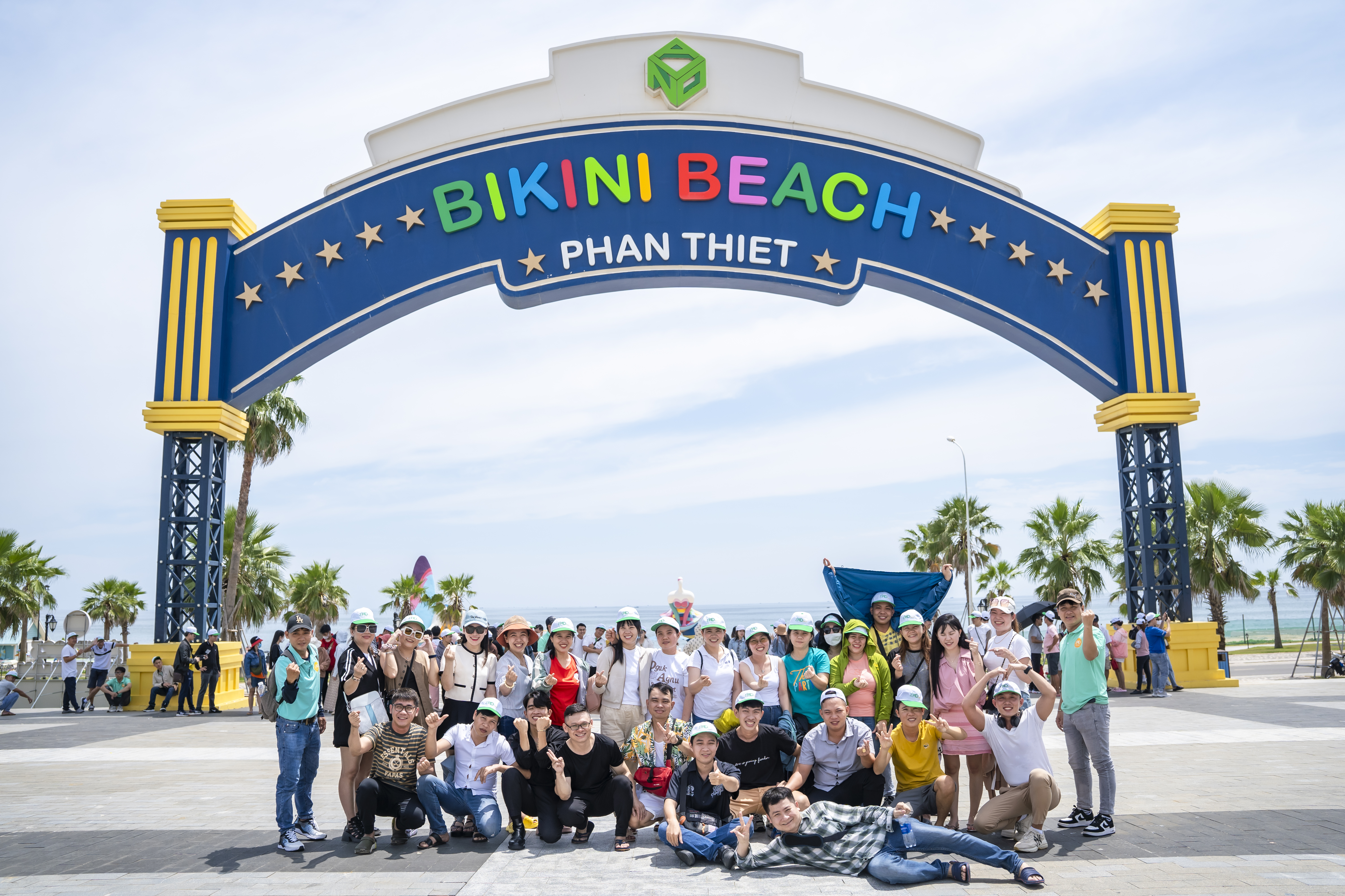 Check in tại bãi biển BIKINI BEACH Check in tại bãi biển BIKINI BEACH